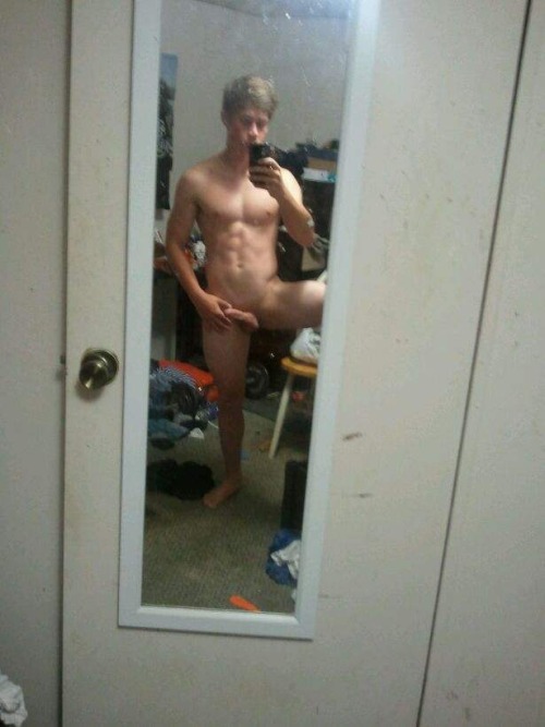 Horny Teen Guy 19 yo (6).jpg